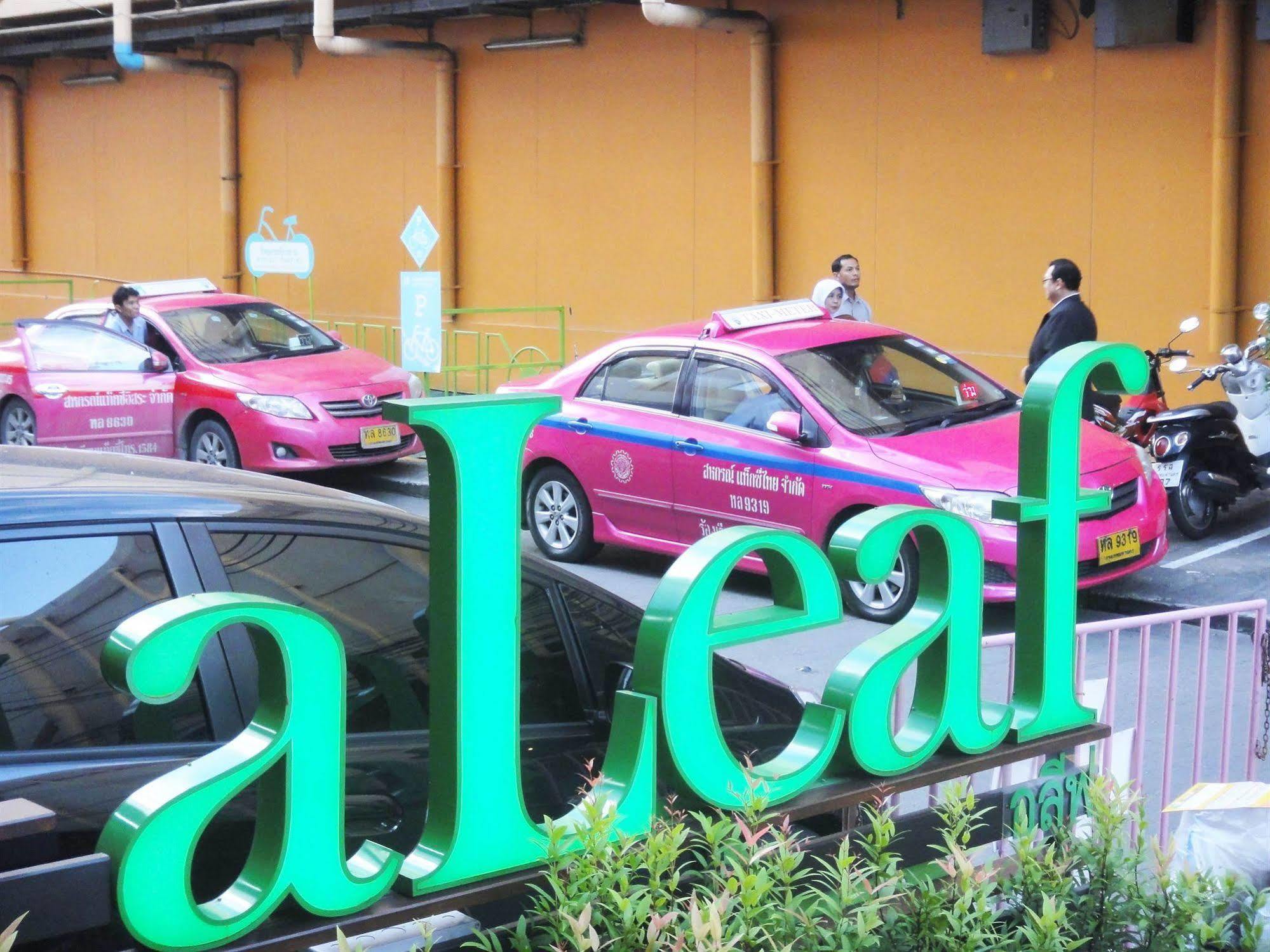 Aleaf Bangkok Hotel Bagian luar foto