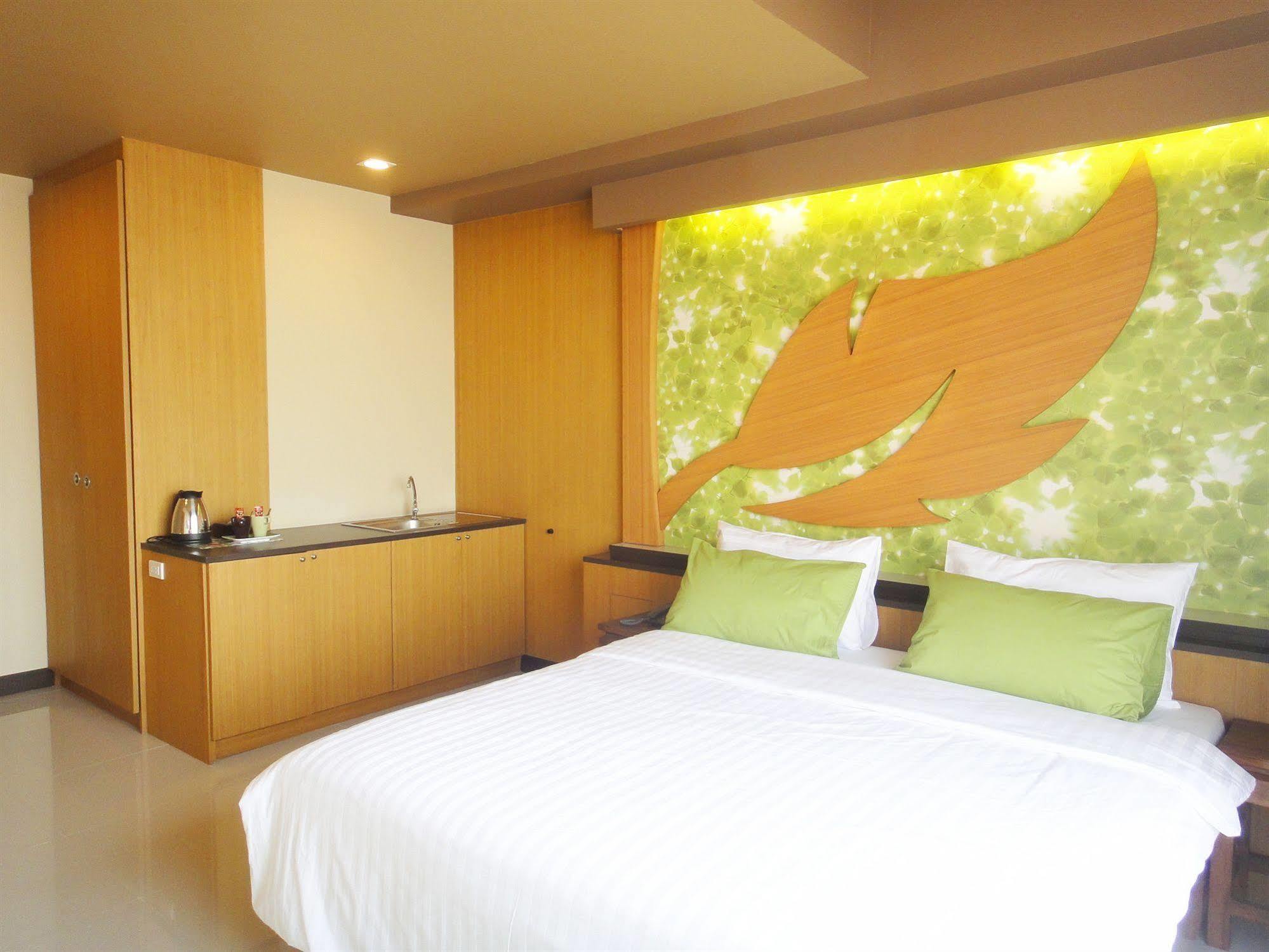 Aleaf Bangkok Hotel Bagian luar foto
