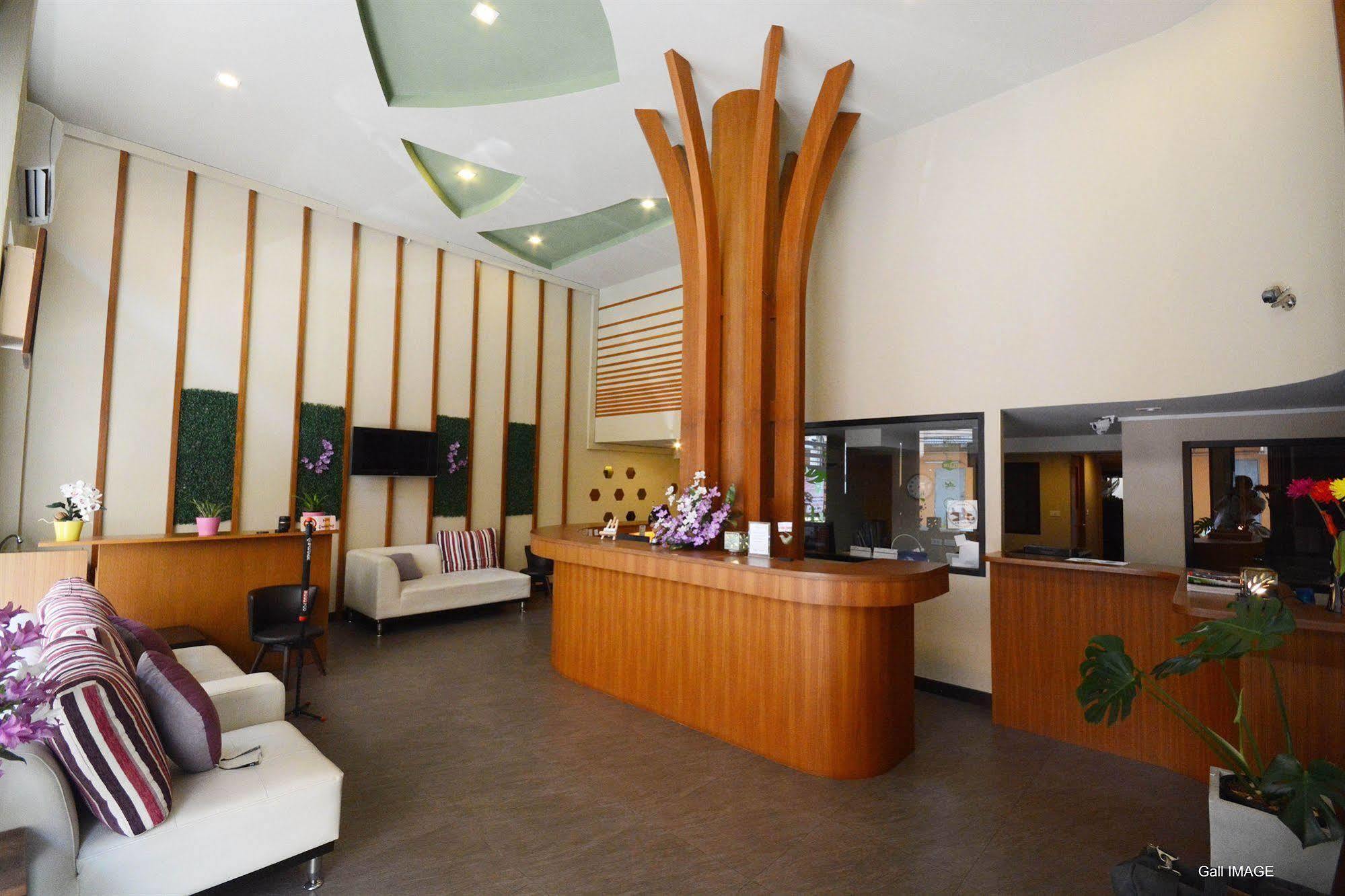 Aleaf Bangkok Hotel Bagian luar foto