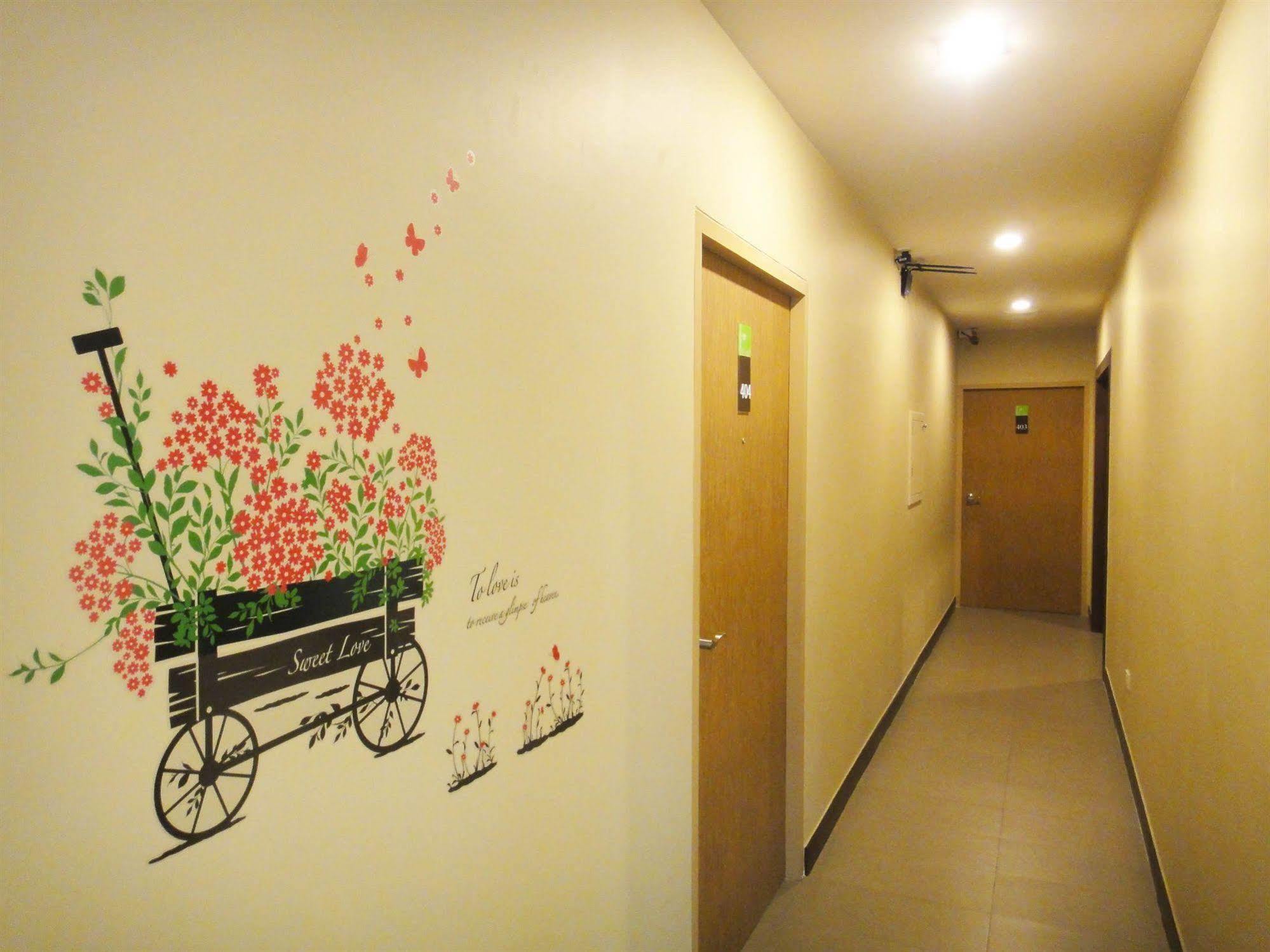 Aleaf Bangkok Hotel Bagian luar foto